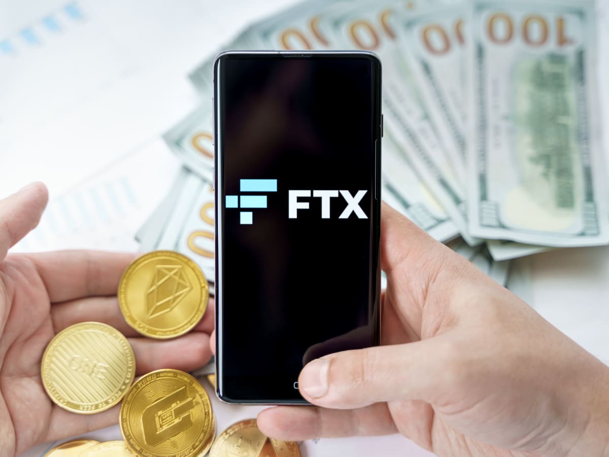 Social Media Influencers Targeted in New FTX Lawsuit - TheStreet Crypto:  Bitcoin and cryptocurrency news, advice, analysis and more