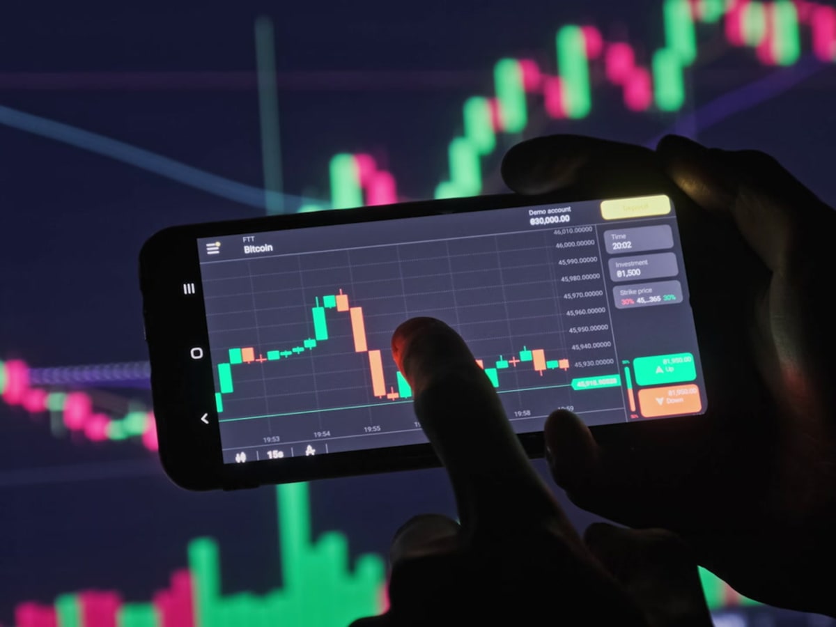 What is mantra crypto (88) foto