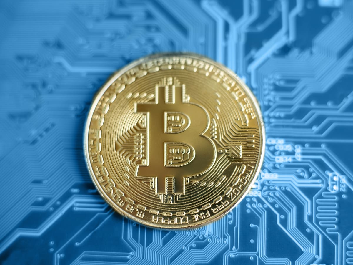 Nasdaq-listed energy giant reveals surprise $30 million bitcoin holdings -  TheStreet Crypto: Bitcoin and cryptocurrency news, advice, analysis and more