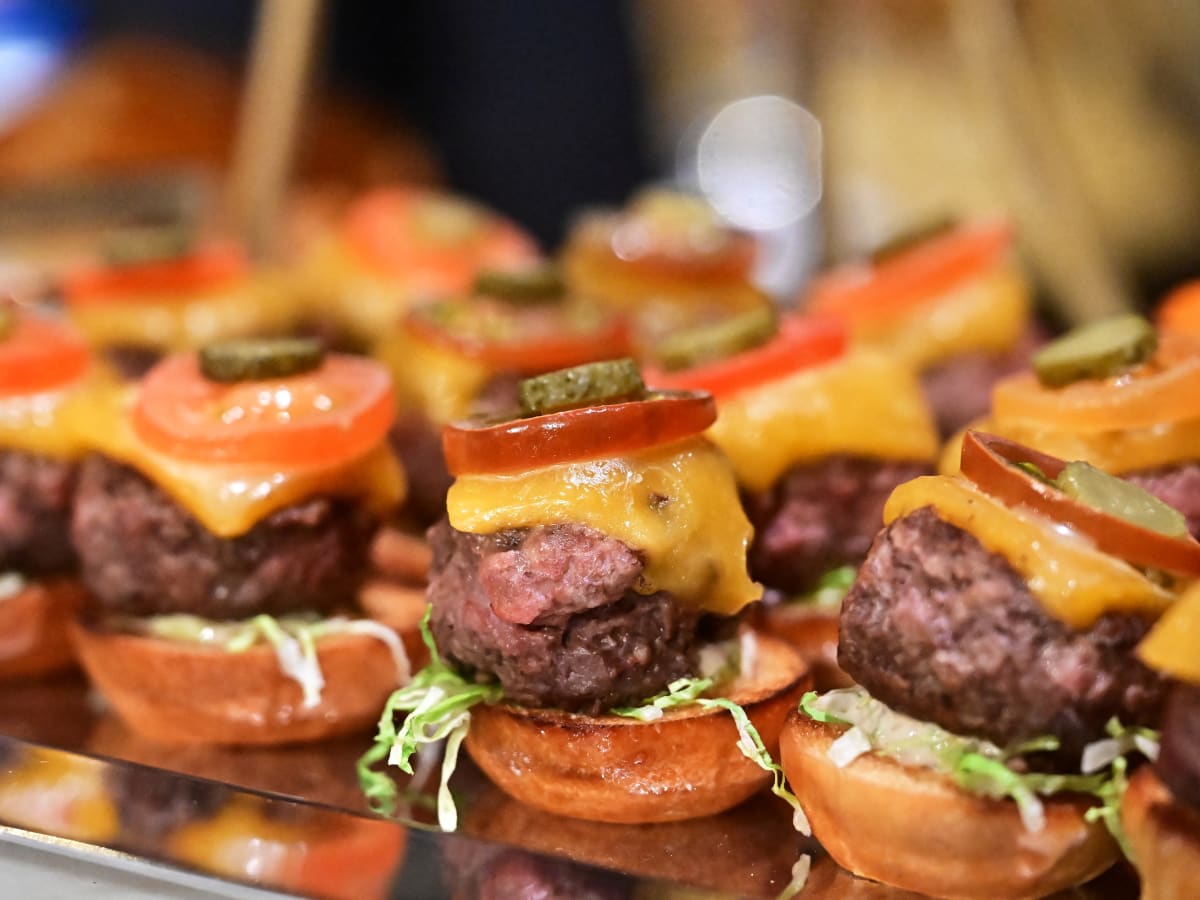 91-year-old fast food chain launches limited-edition Bitcoin Steakburger -  TheStreet Crypto: Bitcoin and cryptocurrency news, advice, analysis and more