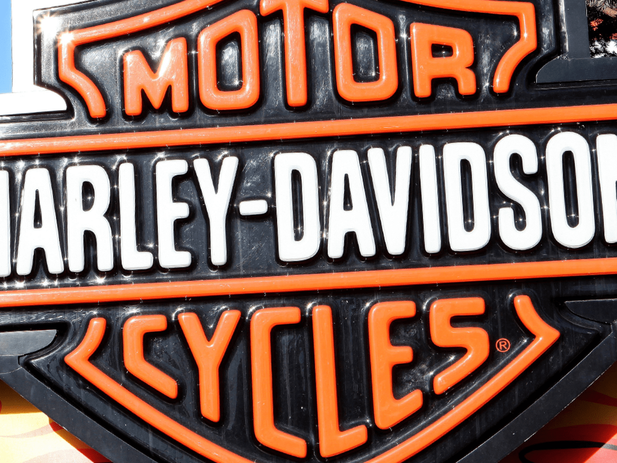 Harley Davidson S Production Move Like Globalization 2 0 Schwab Expert Says Thestreet
