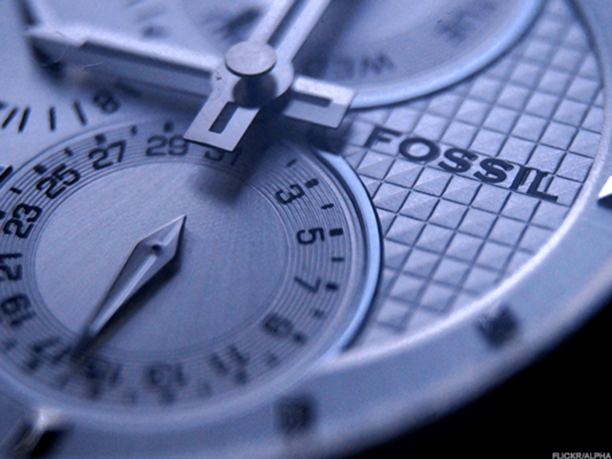 fossil watch maker