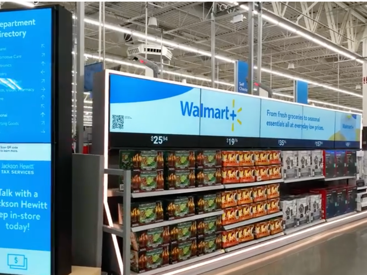 A trip to Walmart's innovation store in Florida reveals new shopping perks