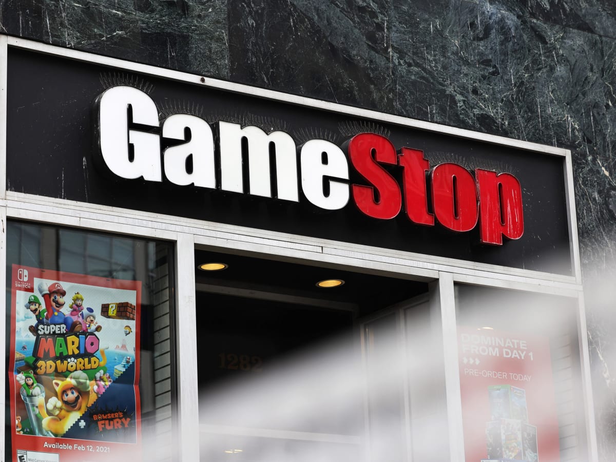 Why Wall Street is Banking On a 72 YoY EPS Increase for GameStop
