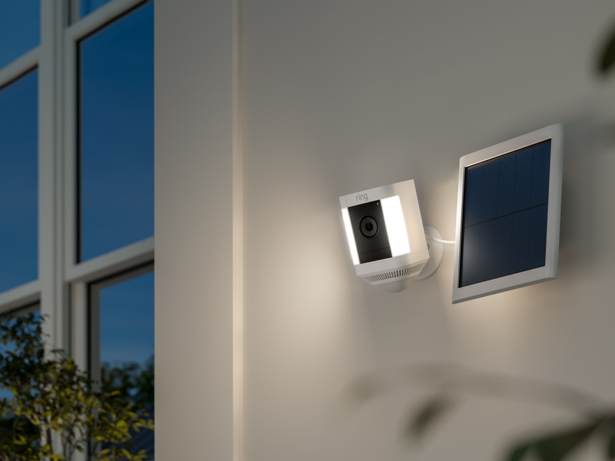 Ring spotlight shop cam solar