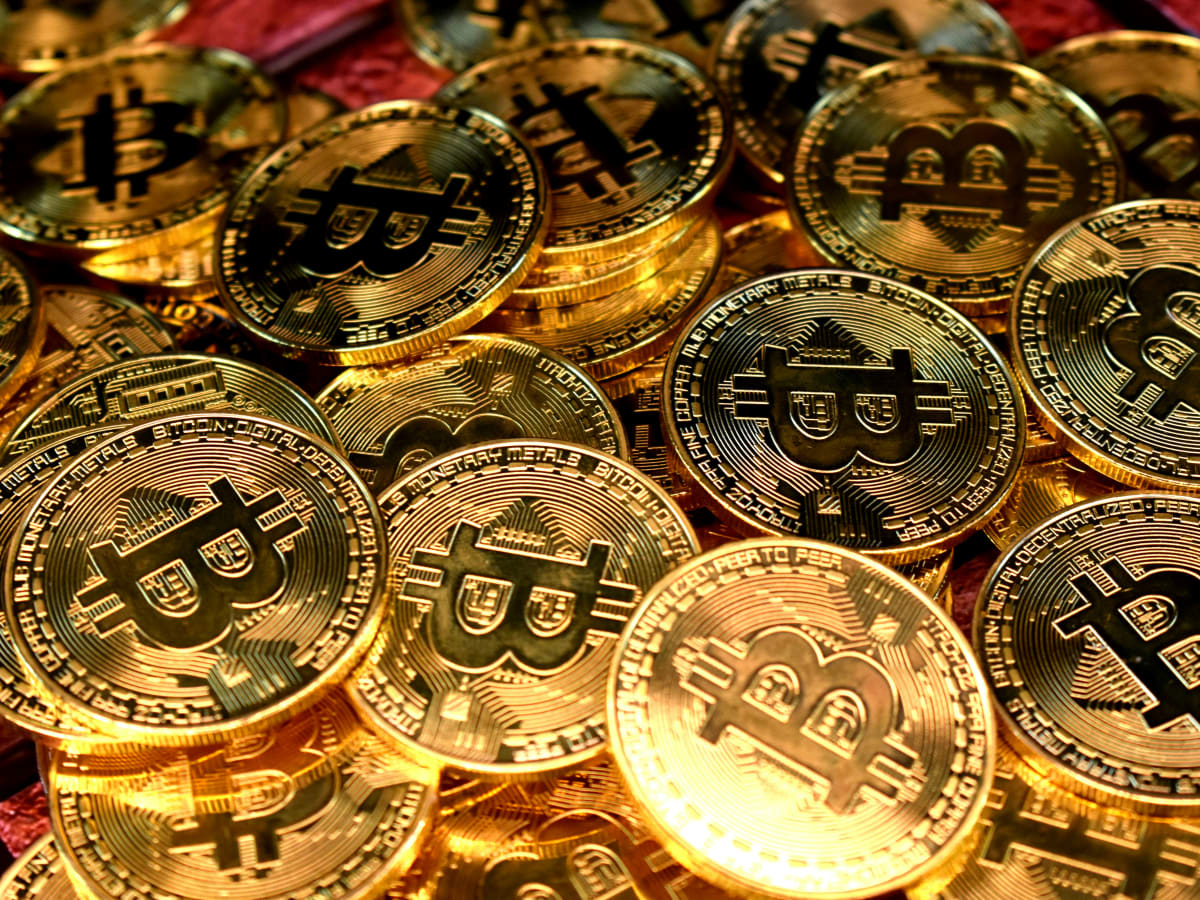 Should i buy more bitcoin deals