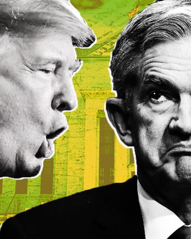 Trump Holds Surprise Meeting With Fed Chair Powell, Says 'Everything Discussed'