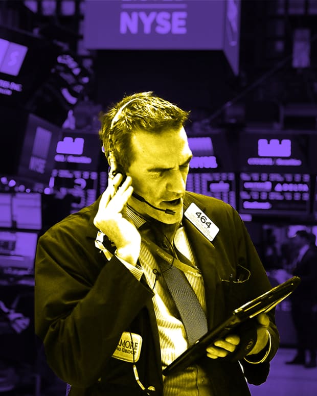 Stocks Trade Lower as the Wall Street Rally Pauses