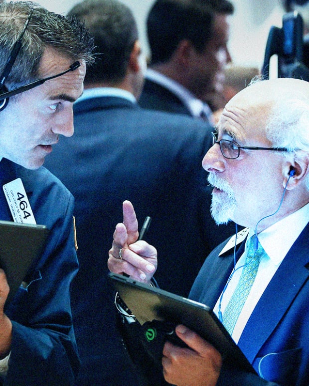 How Investors Should Approach Retail Earnings and Tariffs