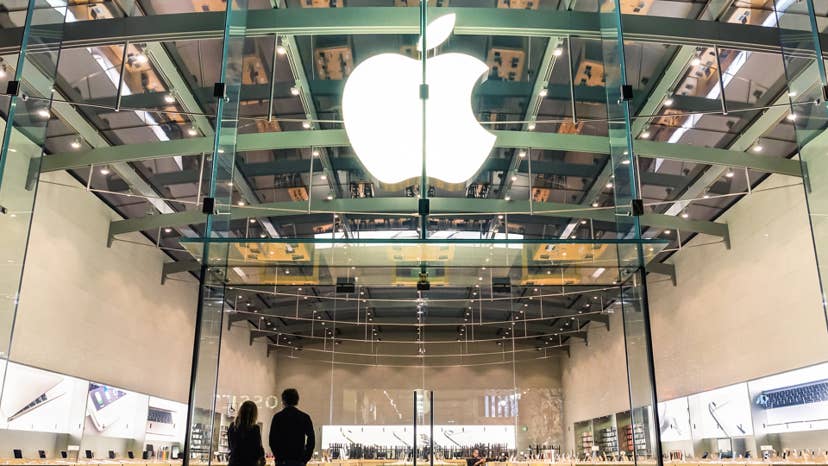 Should Apple Buy Up a Hollywood Studio?