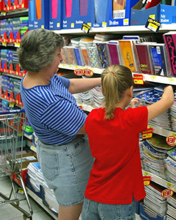 5 Ways to Avoid Overspending on Back-to-School Shopping