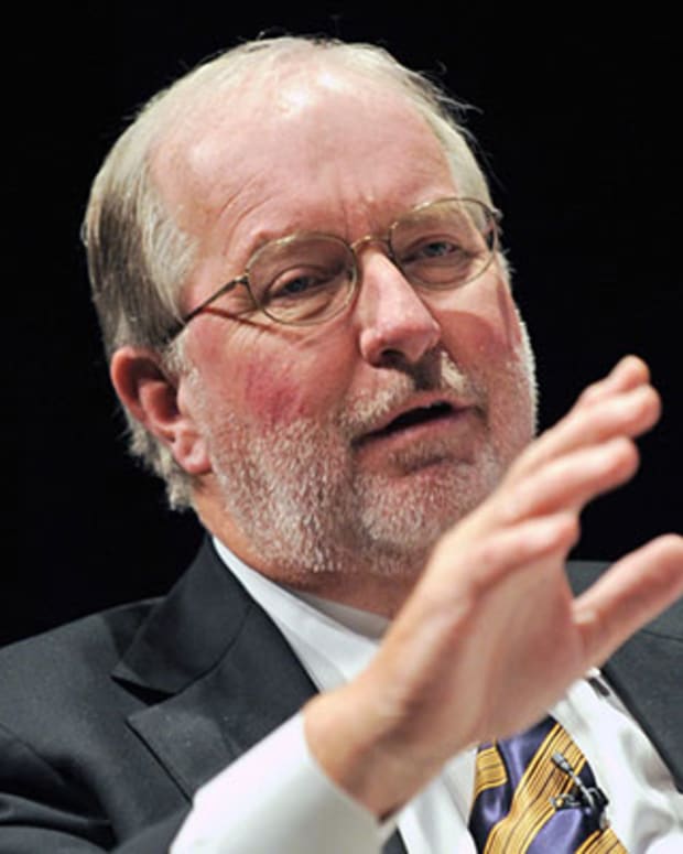 Investors Should Buy Gold 'As Another Currency': Dennis Gartman