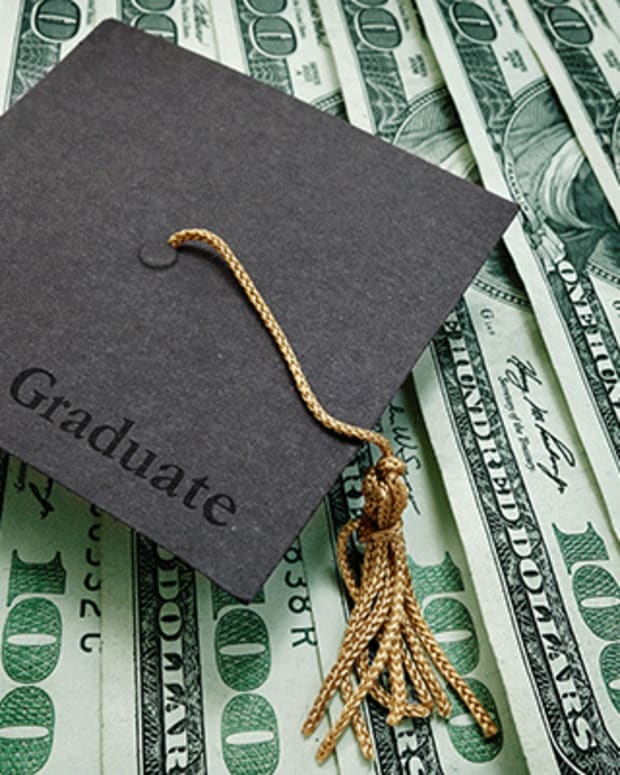 Student Loans at $1.3 Trillion Shove Family Debt Toward Pre-Crisis Peak