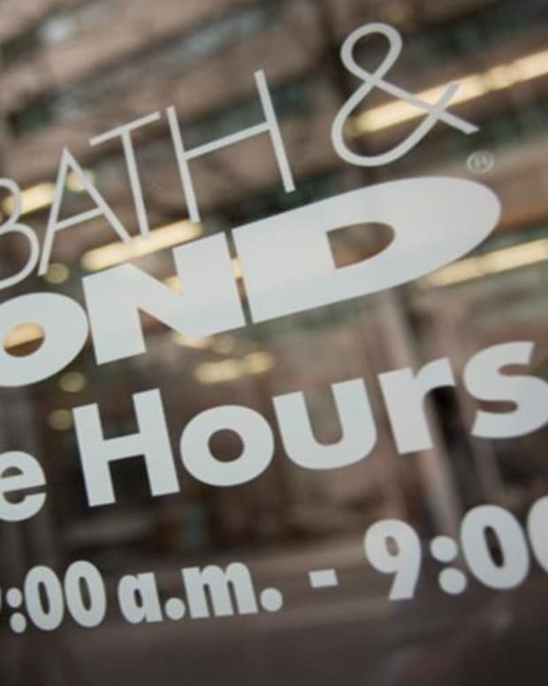Bed, Bath and Beyond's Shares Tumble After Poor Q2 Earnings