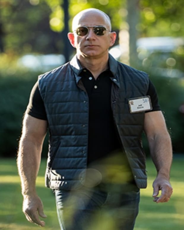 Sorry Gates, Buffett and Zuckerberg, Jeff Bezos Just Became the World's Richest Man