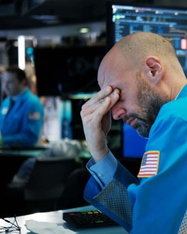 Indexes Plunge In Hong Kong, China As Wall Street's Bloodbath Spills Over To Asian Stock Markets, Weighing On Technology Firms