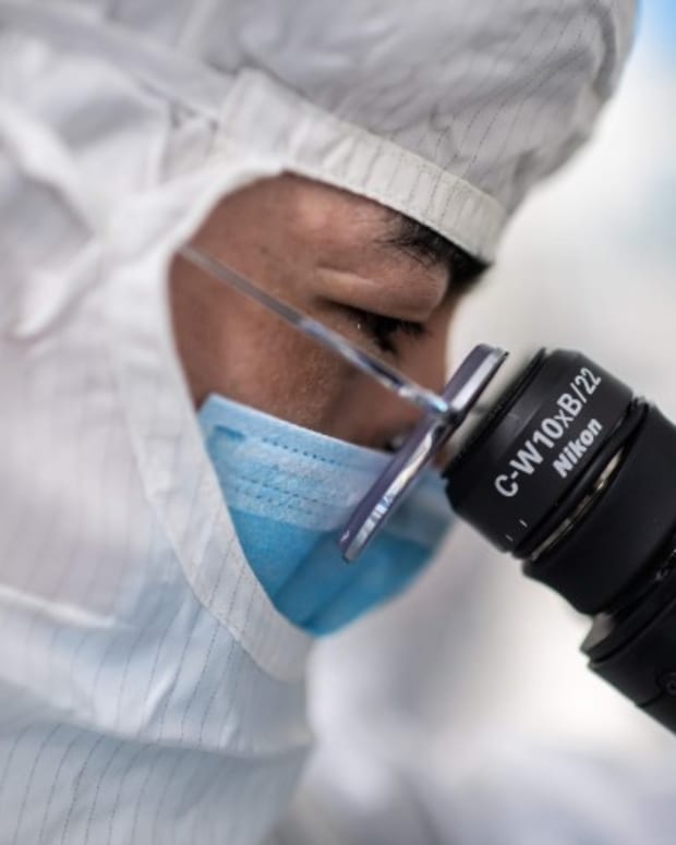 Genscript Biotech Plunges After Chairman Of Chinese Gene And Cell Therapy Firm Is Arrested On Suspected Smuggling Offence