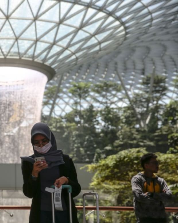 Coronavirus Vs Sars: Singapore's Hotel Sector To Shake Off Epidemic Quickly, But Social Unrest Will Weigh On Hong Kong