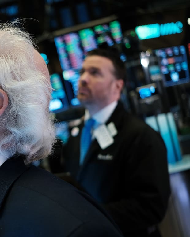 Trader New York Stock Exchange Lead