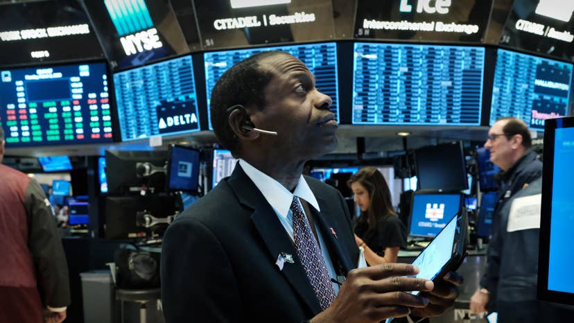 Trader New York Stock Exchange Lead