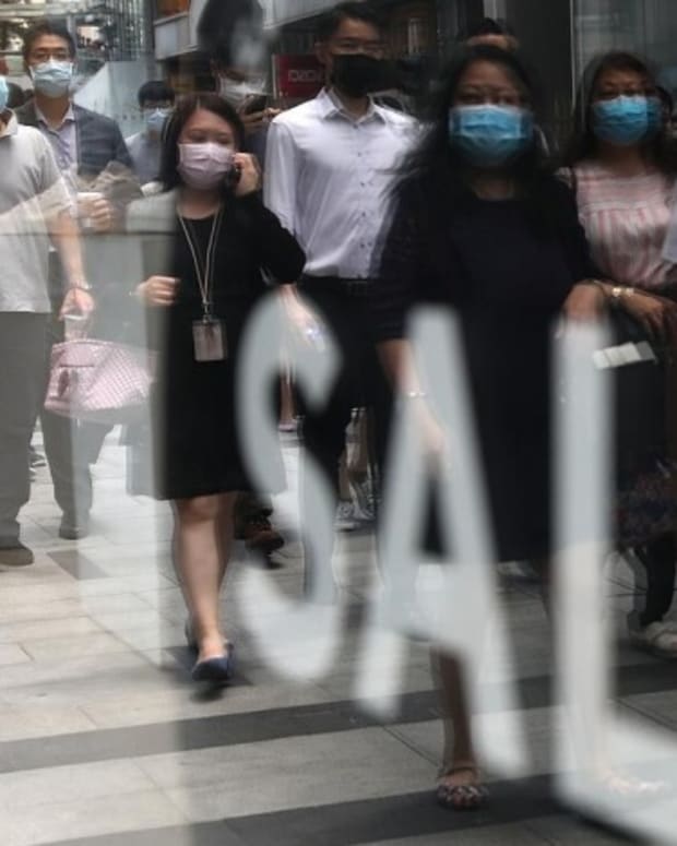 IPad For 13 US Cents: Hong Kong Mall Operators Pull All Stops To Attract Local Consumers Amid Weak Spending