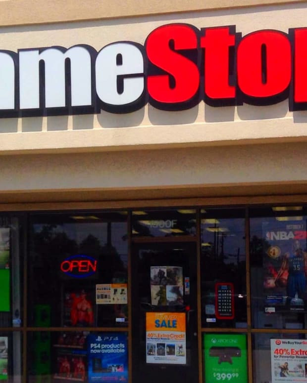 Image-of-the-outside-of-a-GameStop-store