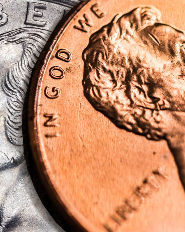 Penny Quarter Coins Lead