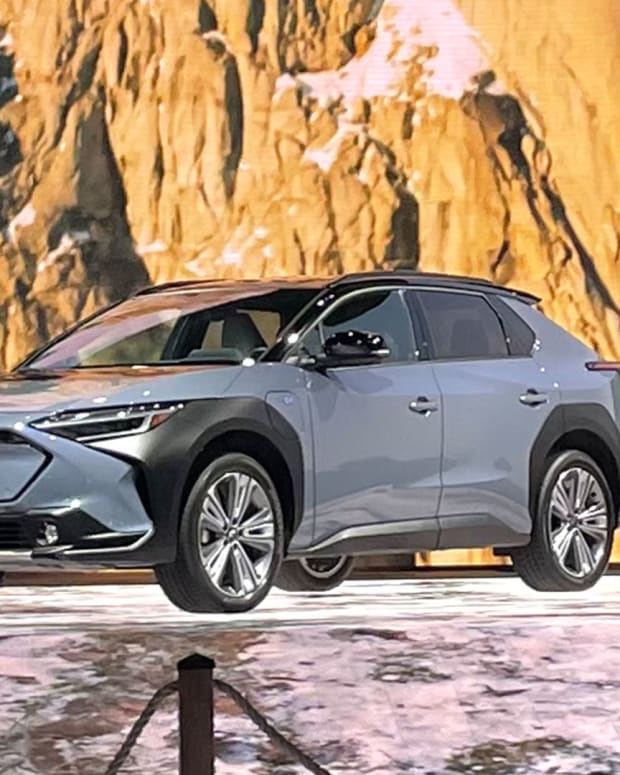 NY Auto Show Lead JS