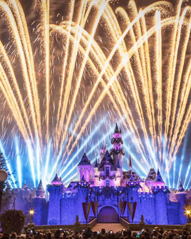 Disneyland fireworks Lead JS