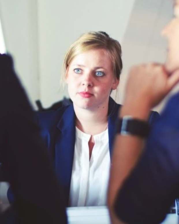 Gallery Women Financial Advice Thumbnail