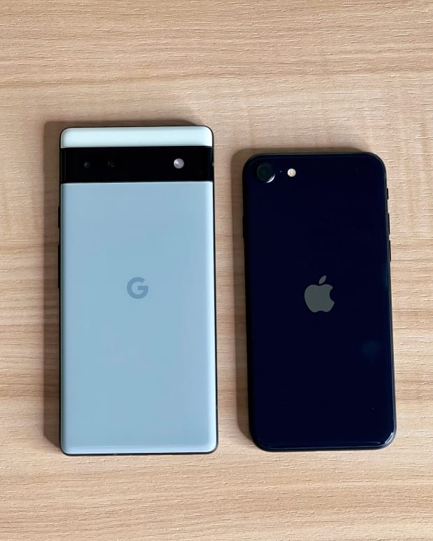 Pixel 6a vs iPhone SE third-generation