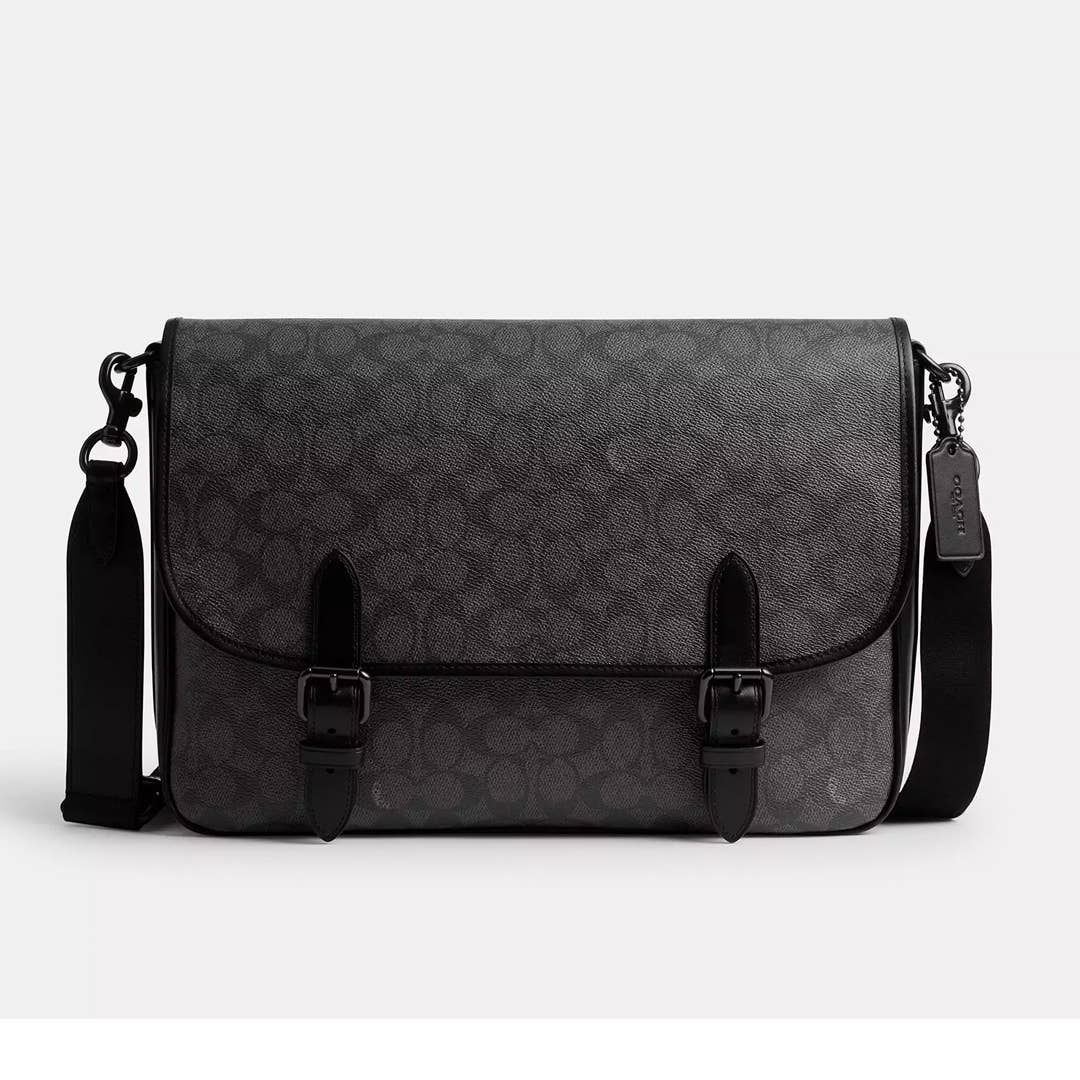 Coach's viral Mott messenger bag is the perfect everyday bag