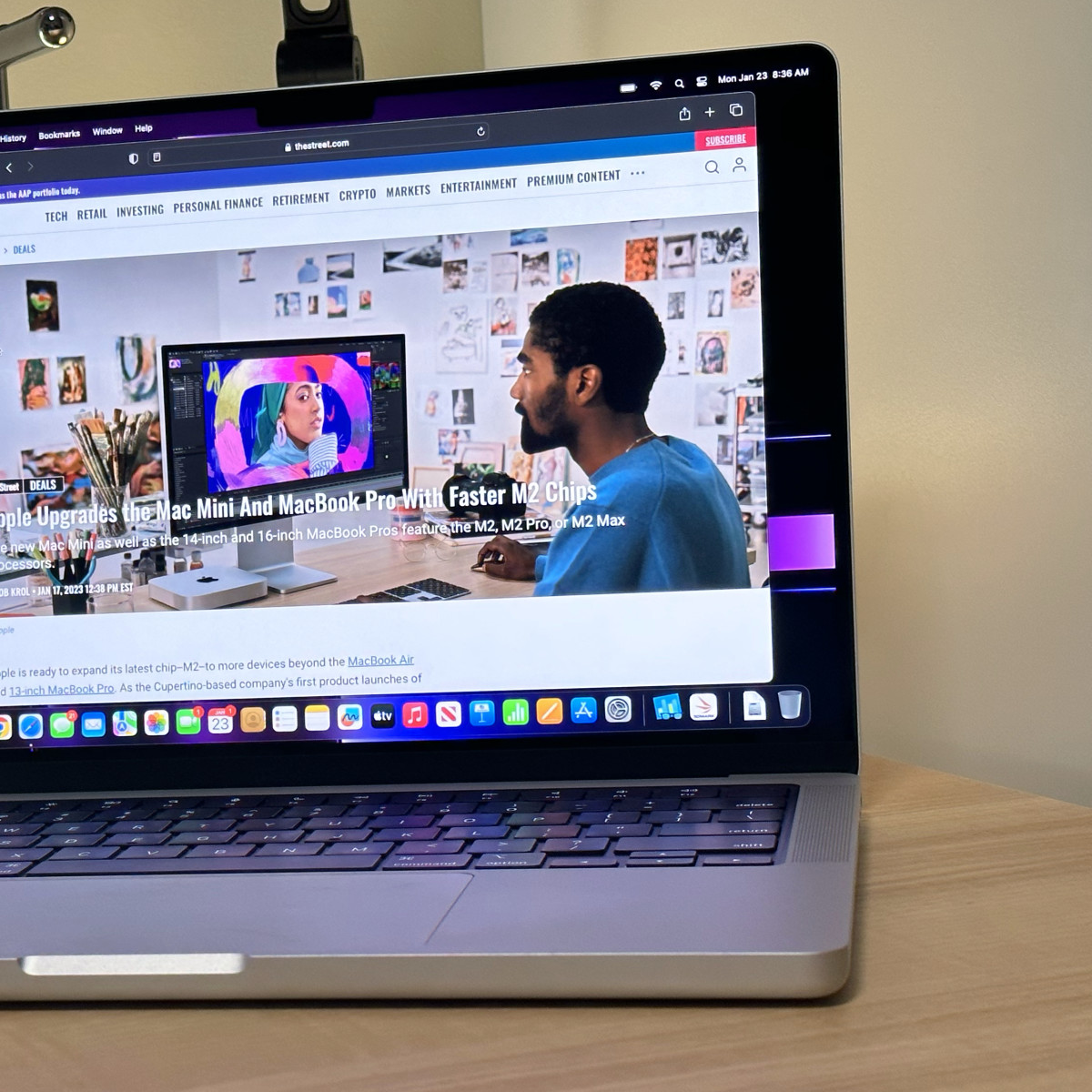 6-14-inch-macbook-pro-with-m2-