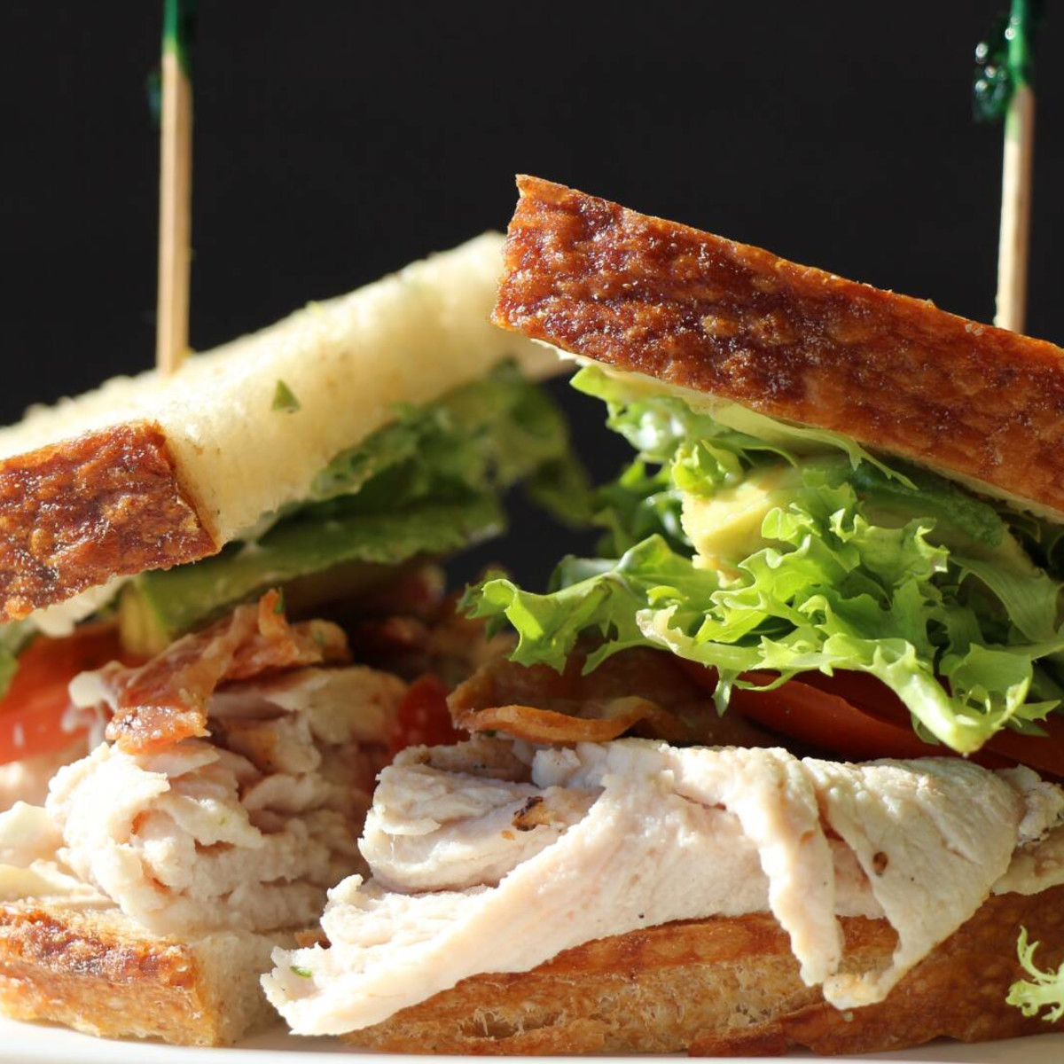 Fast-casual giant revamps loyalty program to win back customers - TheStreet