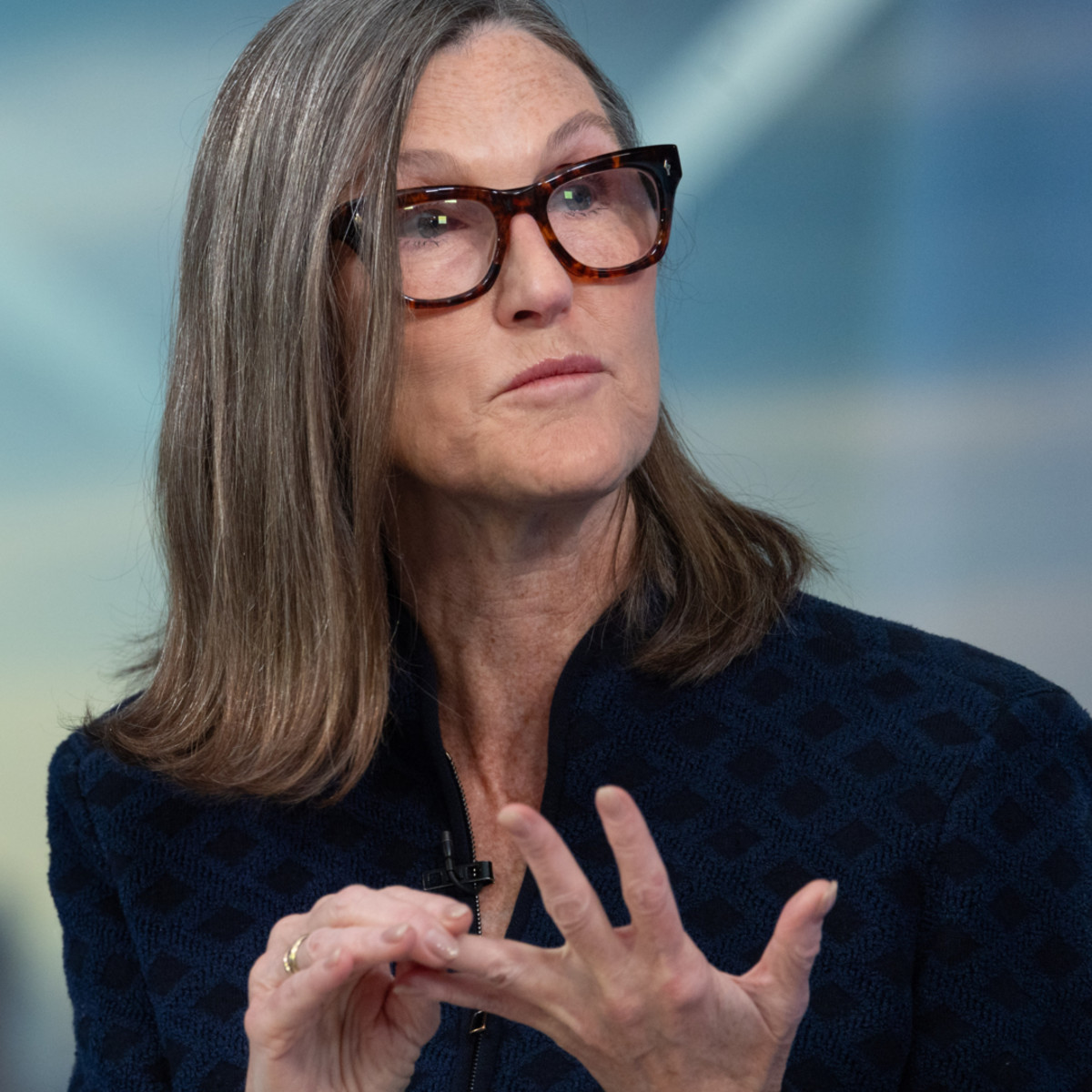 Cathie Wood buys $10.7 million of sinking AI stock - TheStreet