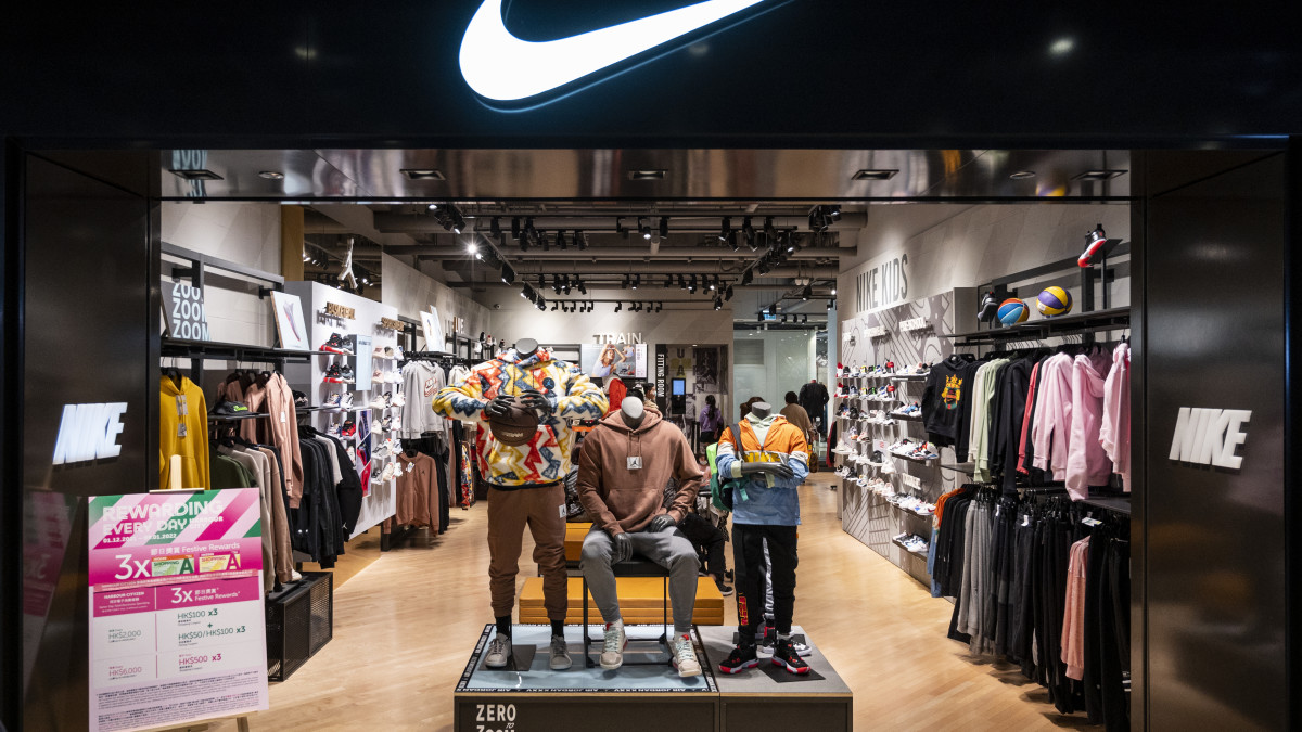 nike store jeffersonville outlet mall