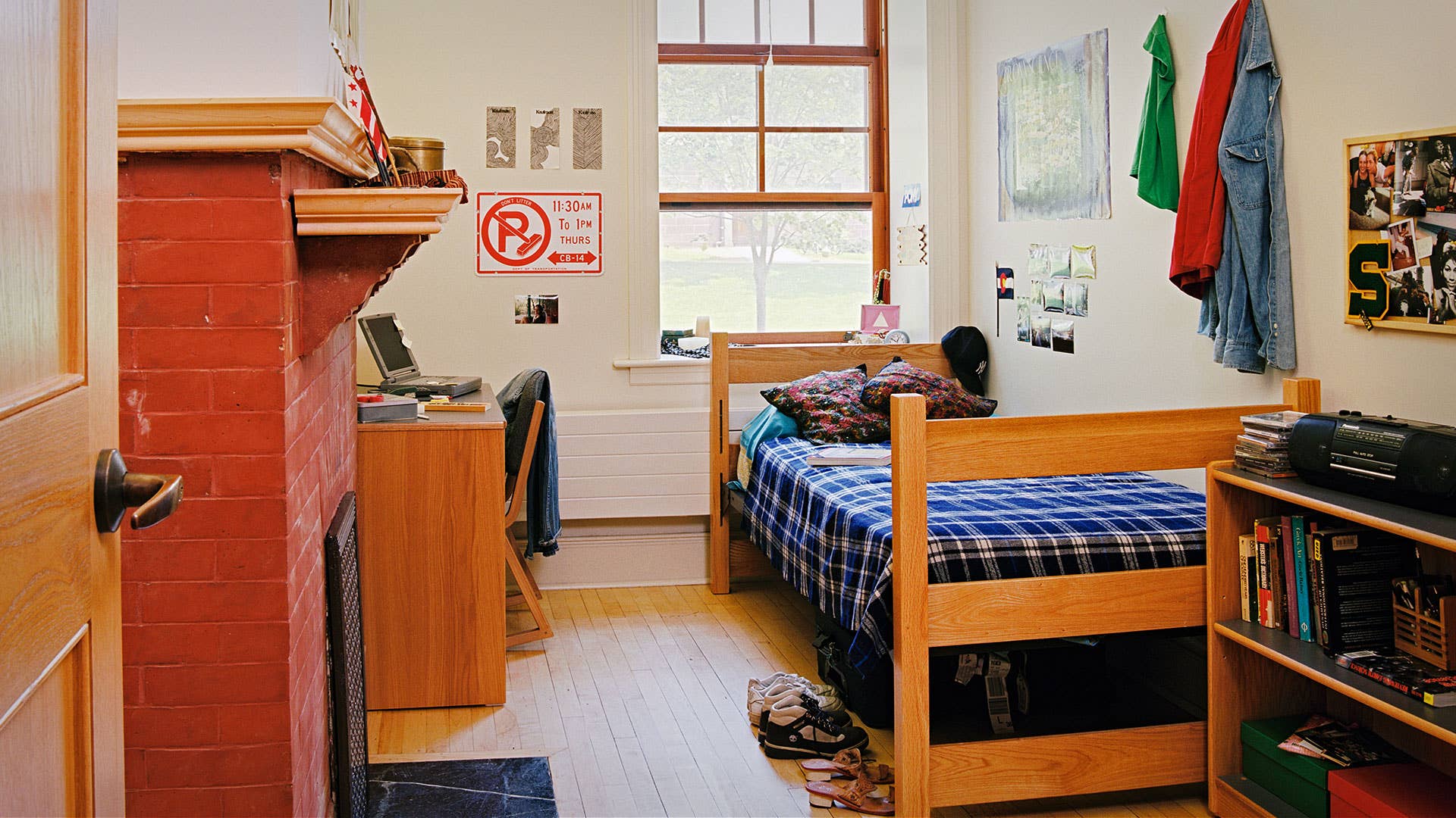 High-end retailer buys bankrupt specialty online shop - TheStreet