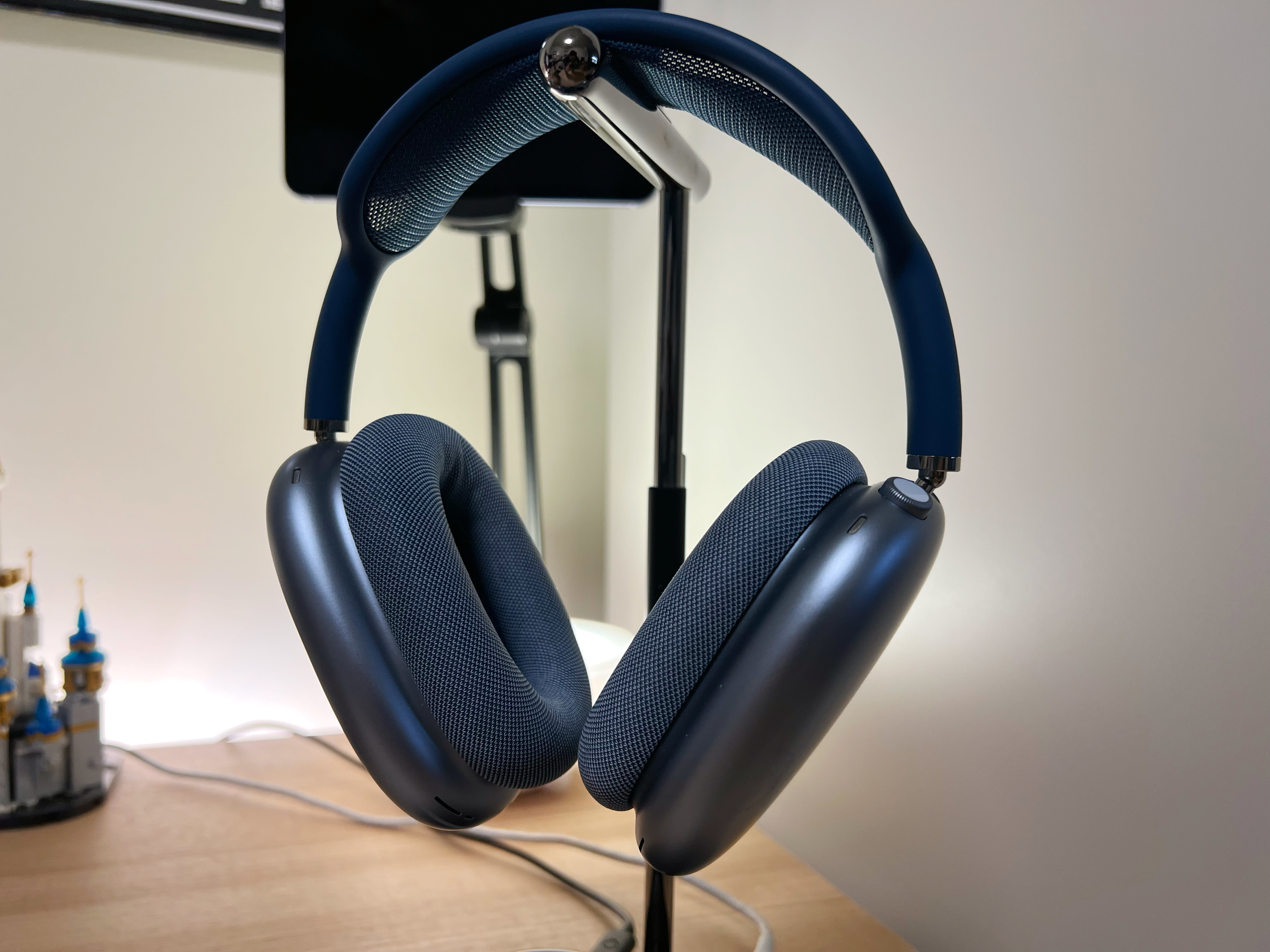 Apple's AirPods Max are the Perfect Headphones for Traveling