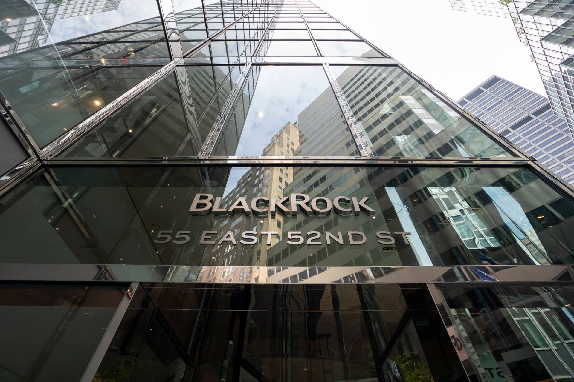 GlobalStake chairman says BlackRock’s Bitcoin income ETF is at level 2 while crypto natives are at level 10