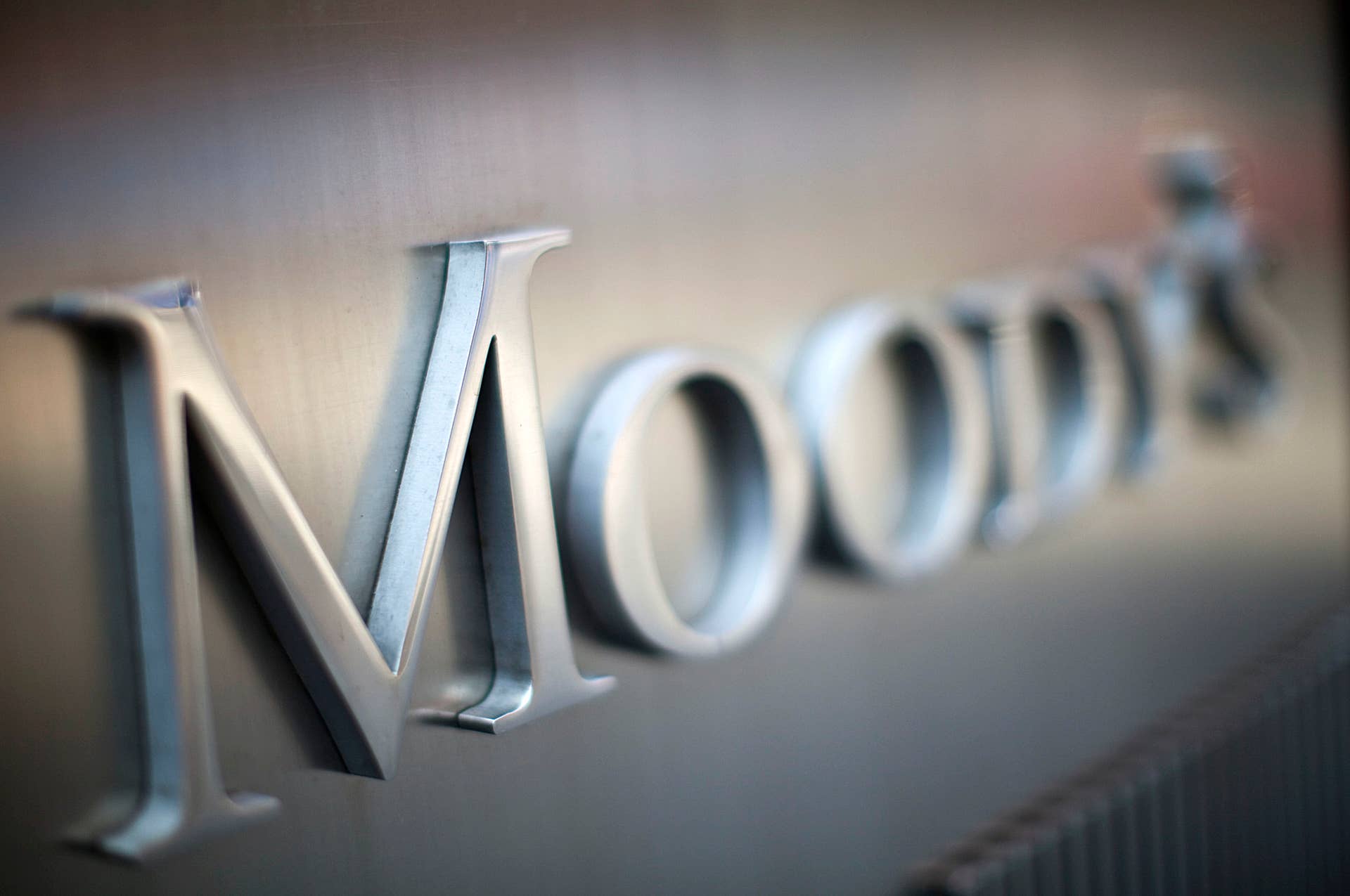 Moody's sounds crypto crash alarm: Why Bitcoin investors should care