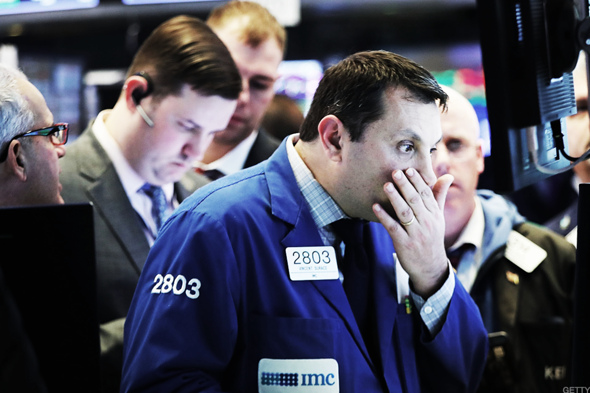 Stocks resume slide as rate bets, shutdown risks rattle markets