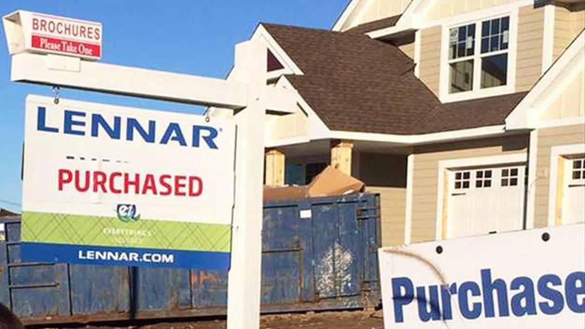 Analyst revamps homebuilder stock price target ahead of Fed rate decision