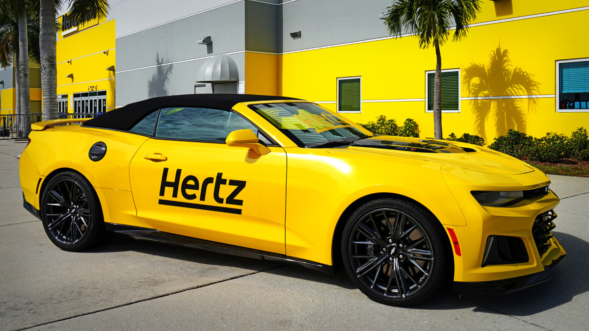 Hertz to sell 20,000 EVs, buy gaspowered vehicles…