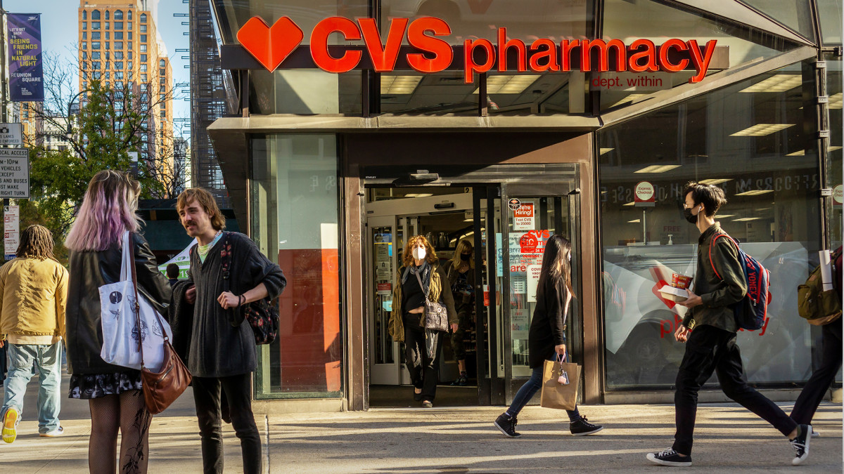 CVS tumbles as Aetna faces soaring medical costs and Medicare Advantage hit