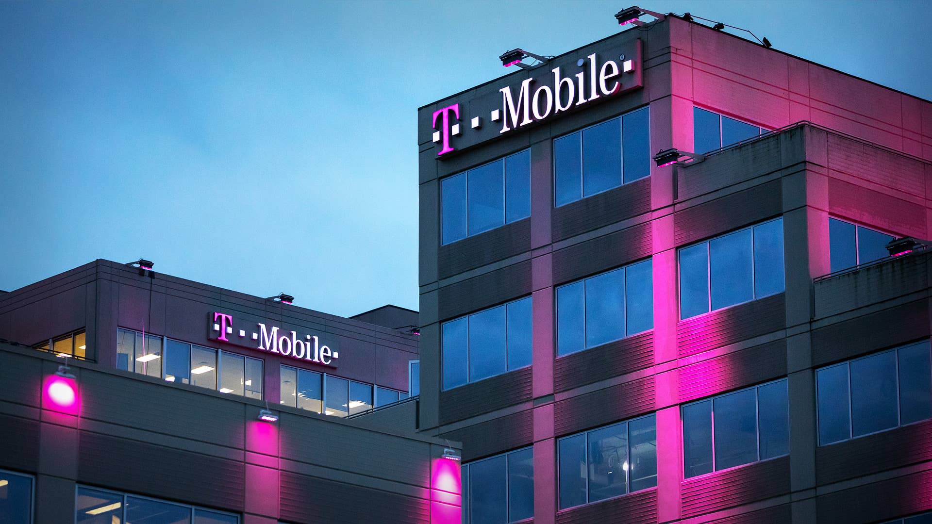 T-Mobile shares holiday offer customers won't want to pass up