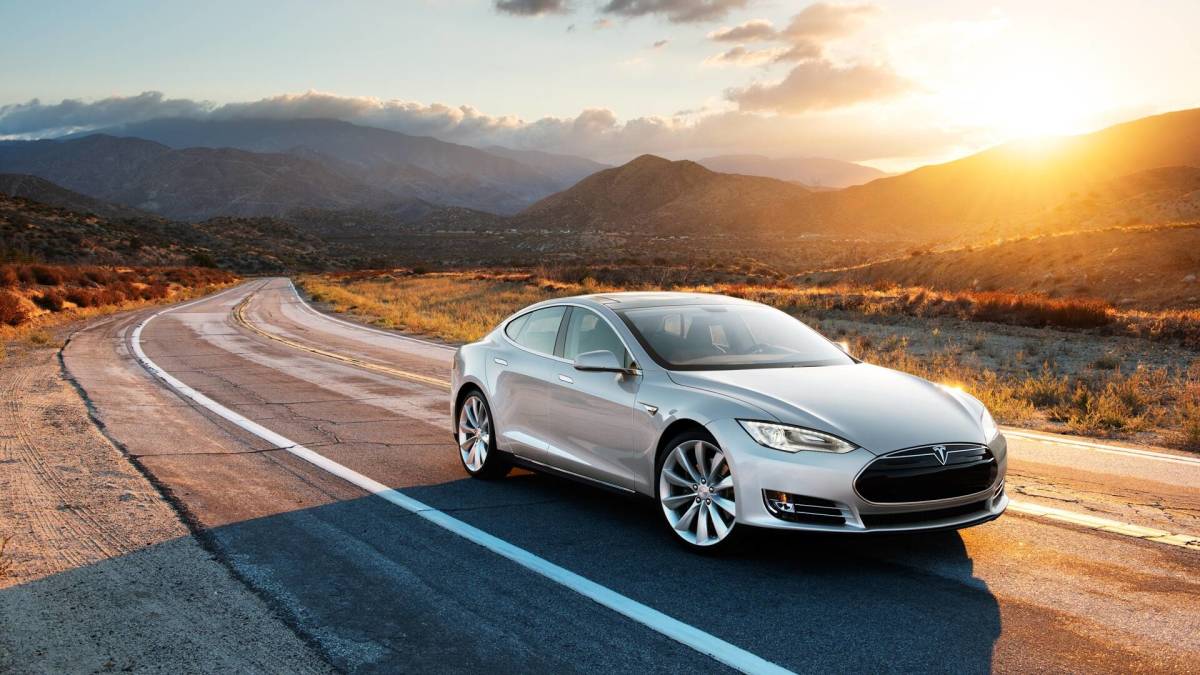 One test driver says Tesla’s FSD runs like a ‘teenager with a learner’s permit’