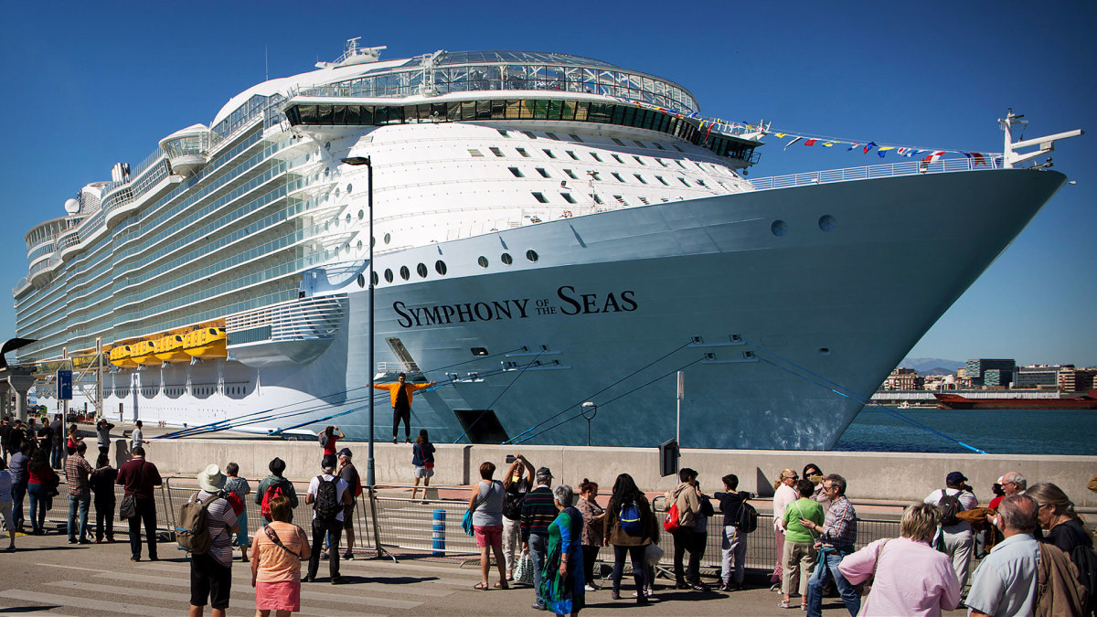 A veteran Royal Caribbean cruiser shares his biggest pricing tip