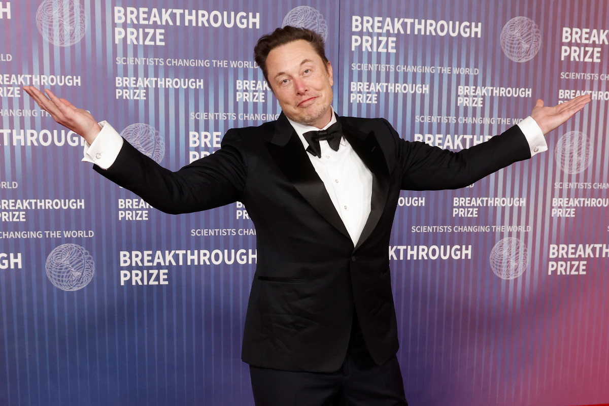 Is Elon Musk right that a Tesla turnaround is near?