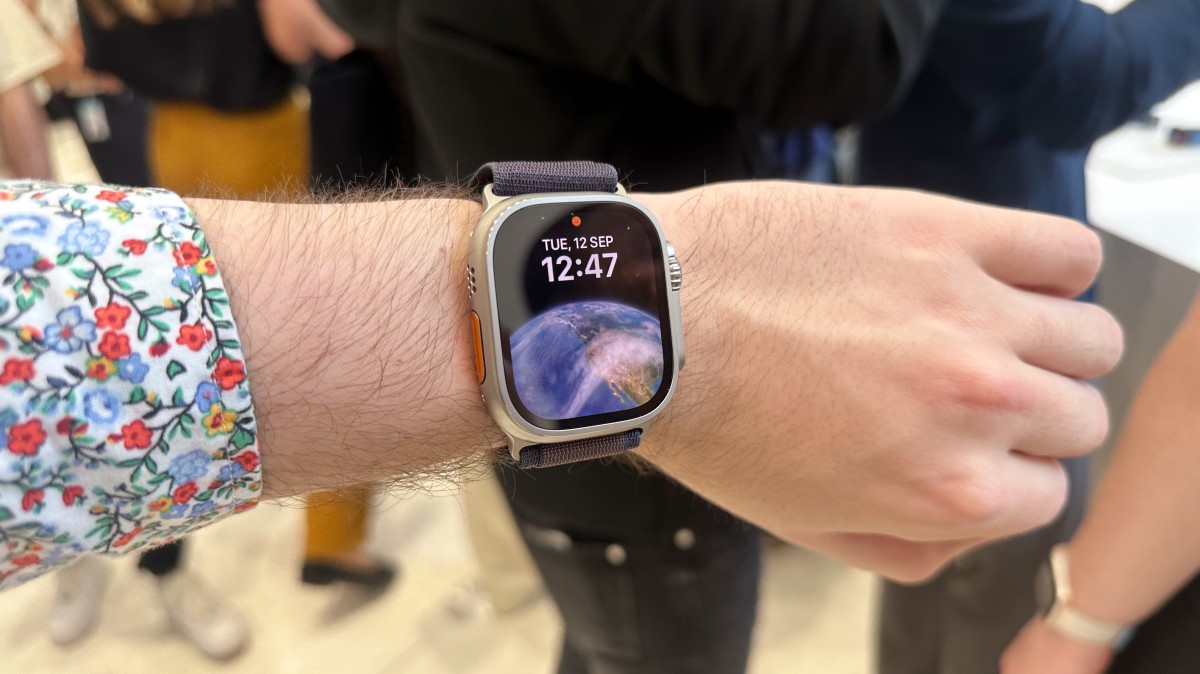 Apple's pausing sales of its Apple Watch Series 9 and Ultra 2, but right  now you can get them for up to $70 off, Thestreet