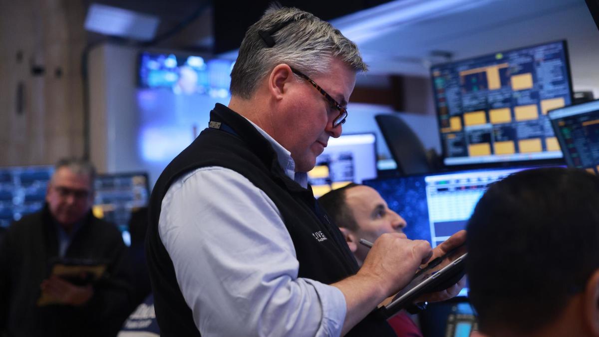 Veteran investors signal quiet stock market warning